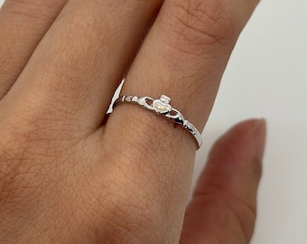 14K Claddagh Ring White Gold, Petite Irish Love Ring, Dainty Friendship Ring, Hands and Heart Band, Gift for Women, Gift for Girlfriend