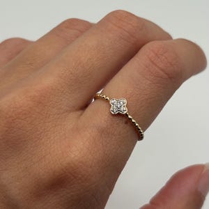 14K Gold Diamond Clover Ring, Beaded Band Clover Ring, Minimalist 14K Gold Ring, Dainty Clover Ring, 14K Beaded Diamond Ring, Gift for Women