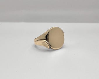 14K Gold Round Signet Ring for Men, Gentleman's Ring, Statement Signet Ring, Bold Pinky Ring for Men, Large Men’s Ring