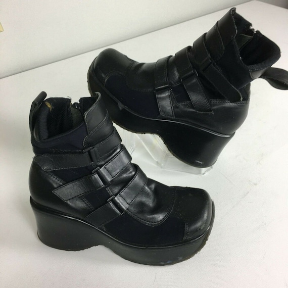 Steve Madden Vtg 1990s Platform Leather Black Boot
