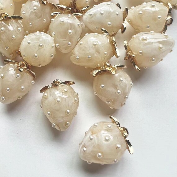 Make.N Nail Charm30 - U-Shaped Crystal & Pearl Make.N Nail Charm30 - U-Shaped Crystal & Pearl