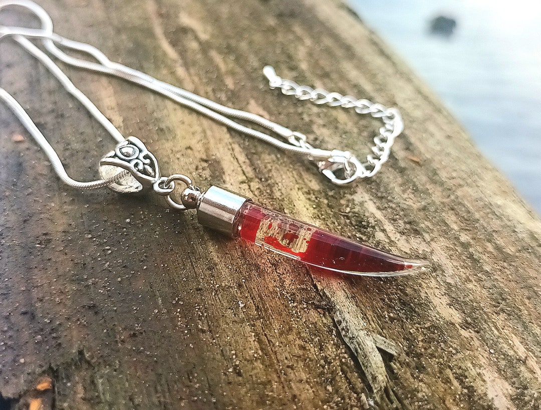 Blood Vial Necklace, Fang Necklace, Vampire Necklace, Dracula Necklace, Horror Gifts, Gothic