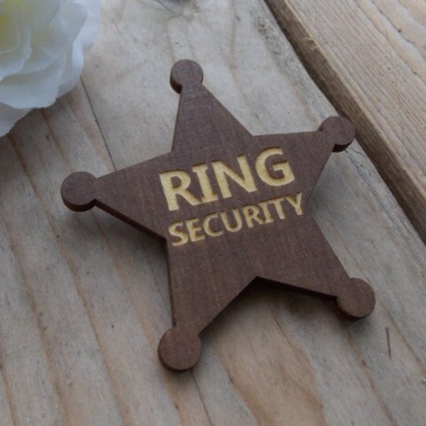 Button " Ring Security " - Ringträger / Hochzeit / wedding / Anstecker / Anstecknadel / Holz / ring bearer / wood / Kind