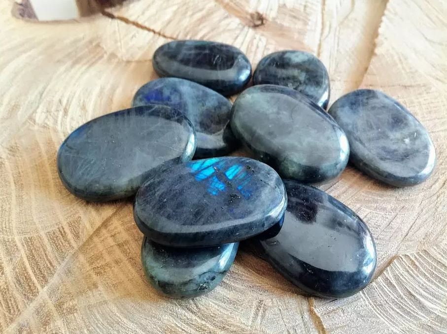 Galet Labradorite - 30 Grs