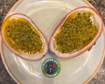 Giant Purple Passion Fruit Seeds, Tropical Exotic Passionflower Vine, Passiflora edulis var. gigantea