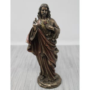 Veronese Sacred Heart of Jesus Bronzed Resin Statue - Religious Sacred Heart of Jesus Christ Statue