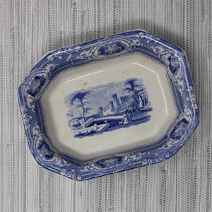 Antique Blue and White Mid to Late 19th Century English Ironstone Transferware Dish - Scenic Castle with Couple