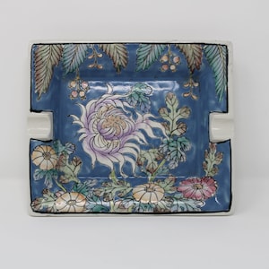 Vintage Hermes Style Macau Porcelain Tobacco Leaf Floral Ashtray - Blue Floral Porcelain Chrysanthemum Dish
