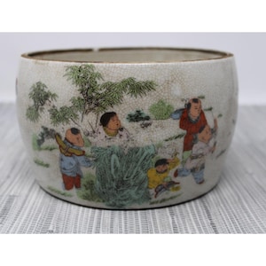 Vintage Chinese Planter - Figural Familial Chinese Transfer Ware Planter - Glazed Chinese Planter - Famille Rose Porcelain Glazed Flowerpot