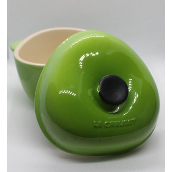 Le Creuset Petite Casserole Green Apple Mini Cocotte Stoneware