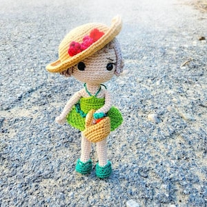 Crochet pattern doll &quot;Solea&quot; | Amigurumi | Crochet toy | Instructions | Crochet doll | Stuffed toy | PDF | Language: German