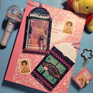 WORLD Photocard Holder