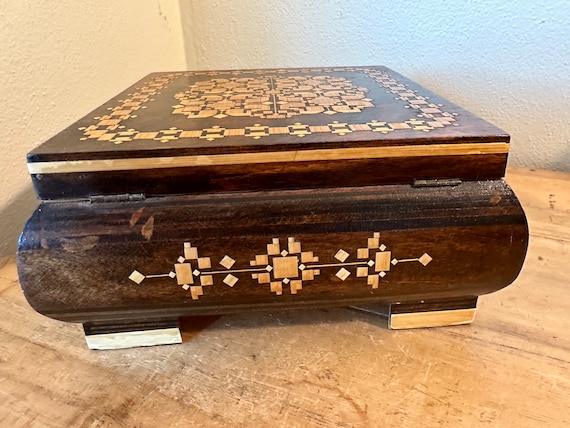 Vintage Boho Handmade Wood Box with Inlay Design - image 3