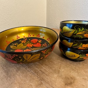 Vintage Russian Khokhloma Hand Painted Wood Lacquerware Bowls | Set of 4