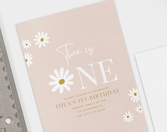 Editable Printable Template | Minimalistic Birthday Invitation | Instant Download | Daisy Flower Birthday Theme
