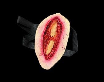Character Patches Strapped (skin/gore)