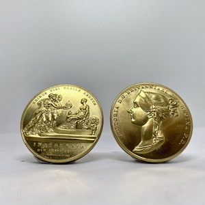 Gold plated Medal, Queen Victoria gold Specimen &quot;Coronation&quot; Medal 1838 REPLICA