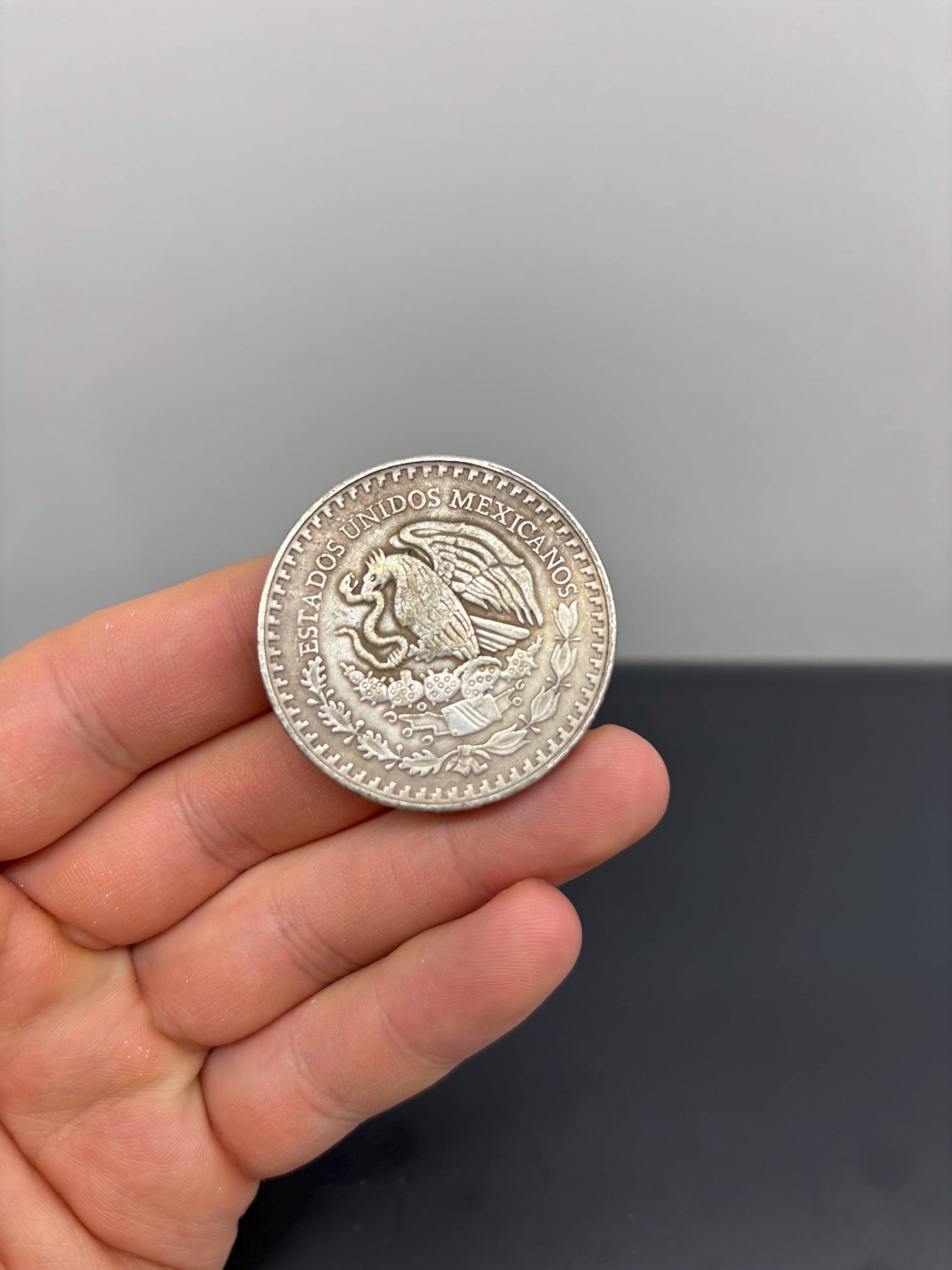 1998年再鋳造銀メッキリベルタッドコイン – 象徴的なメキシコの