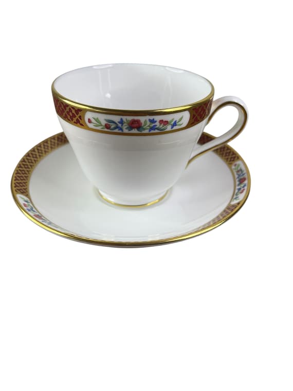 Vintage Spode Richmond Teacup and Saucer Set – England Bone China Red and Gold 1950s)