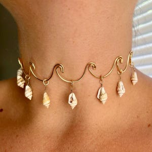 PREORDER* golden waves with dangly shells adjustable choker
