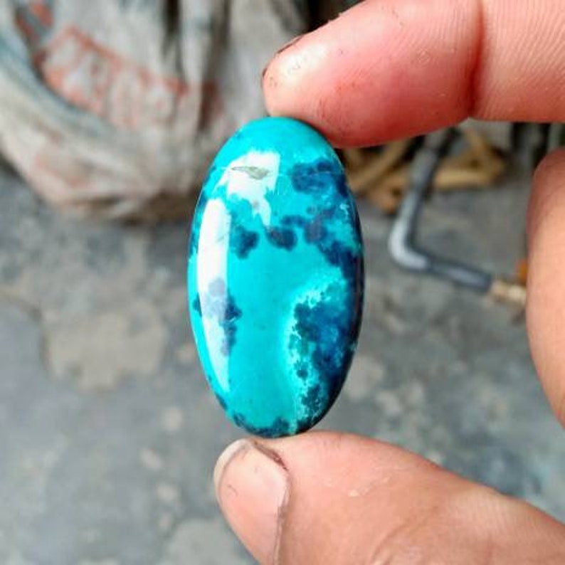Natural shattukite cabochone 34x19mm.34.80cts...1140