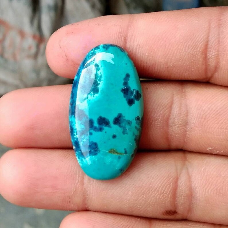 Natural shattukite cabochone 34x19mm.34.80cts...1140