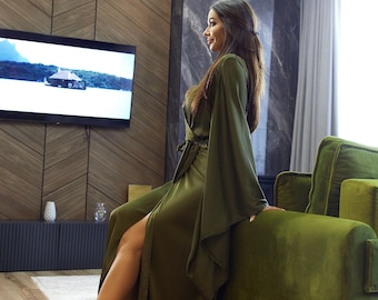 Silk Kimono Robe | Long Sleeve Wedding Green Robe