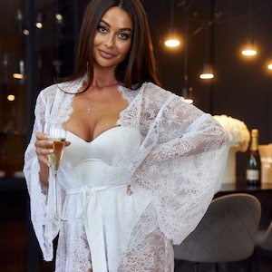 Long lace robe, Bridal robe with train, Maxi bridal robe, Bridesmaid robe, Dressing gown, Chantilly lace, Boudoir robe, Sheer robe, rbmb17