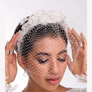Wedding Birdcage Veil, birdcage veil hat, derby fascinator, Wedding veil floral headband, Bridal Veil, Ivory bridal birdcage veil headpiece