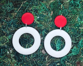 Rot-weiße Kreis-Ohrringe: hypoallergene Polymer Clay Ohrringe