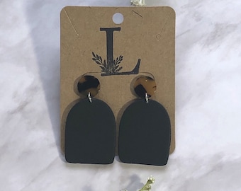 Black and tortoise lightweight | hypoallergenic | Clay earrings