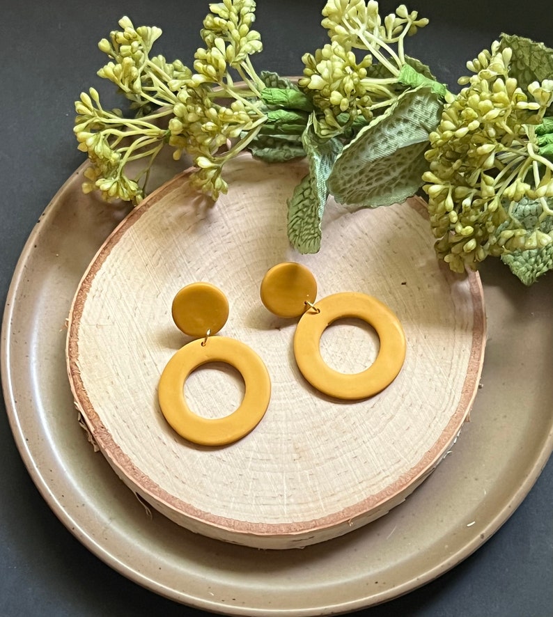 Yellow circle earrings, fall earrings, lightweight earrings, mustard yellow earrings image 3