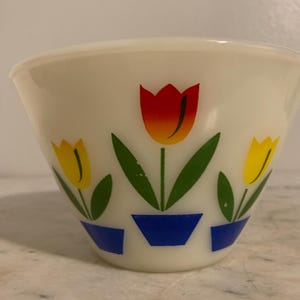 Vintage Tulip Splash Bowl