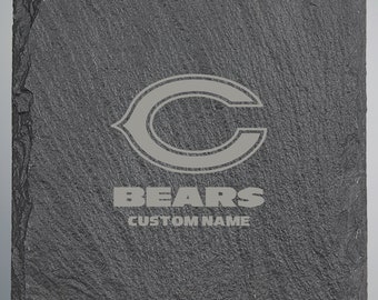 Set van vier (4) gegraveerde leistenen drinkonderzetters met Chicago Bears-logo