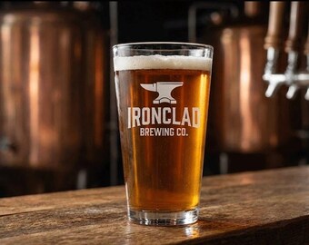 Custom Pint Glass with Logo • Bulk Promotional Products for Corporate Events • Engraved Client Closing Gifts • Restaurant Barware