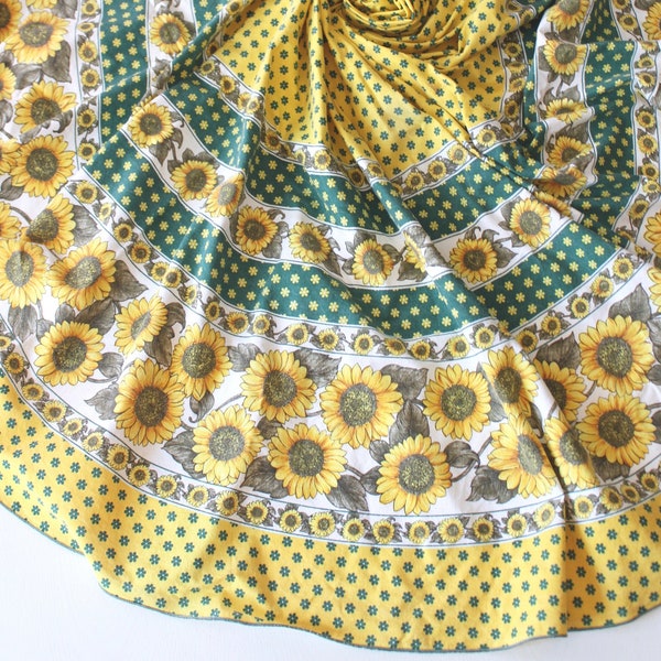 Large Round Retro Sunflower Table Linen | Garden Table Cloth, Sunflower Theme, Sunflower Linen, Floral Kitchen, Flower Power Table Cloth