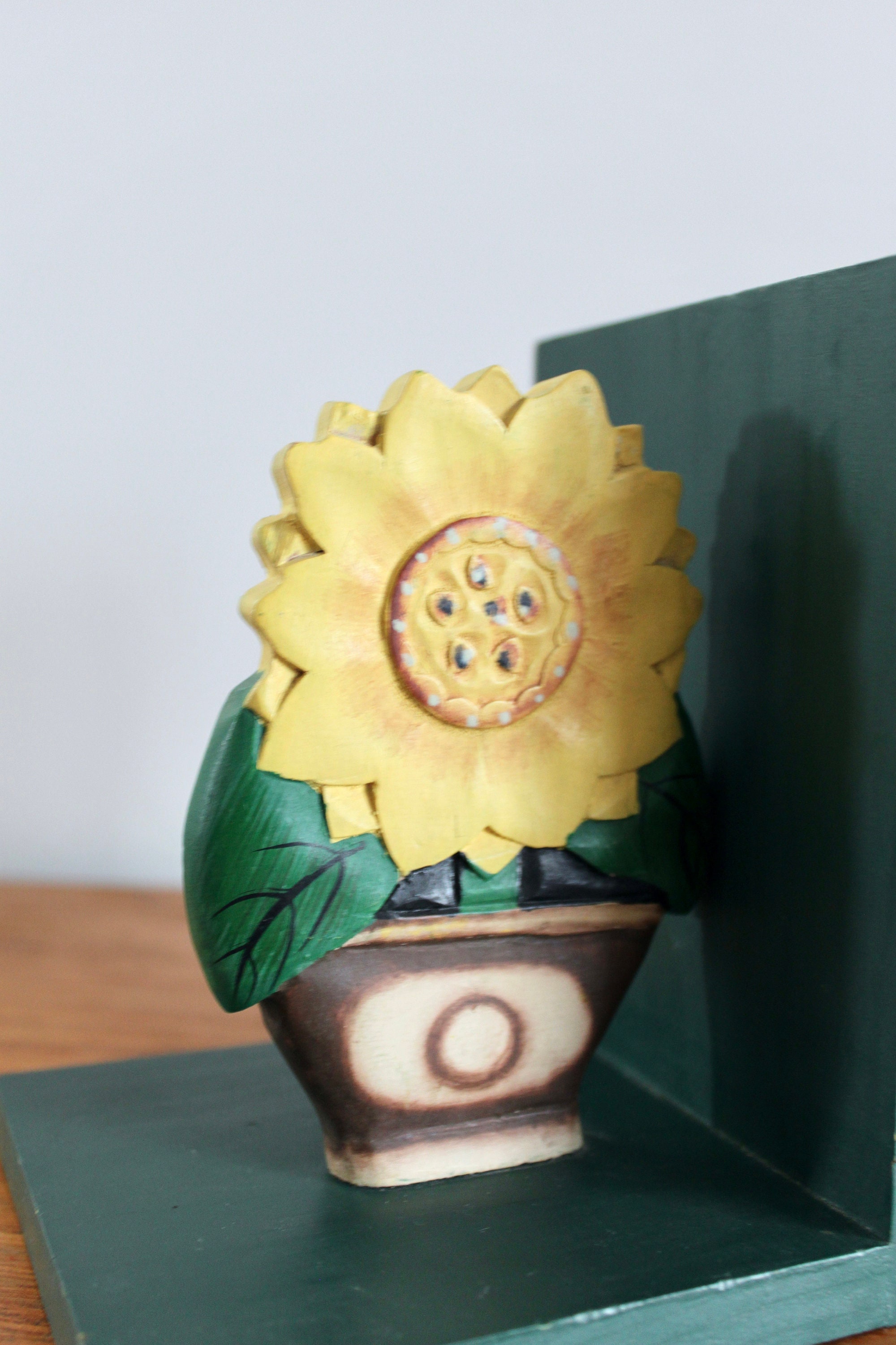 Retro Wooden Sunflower Bookends Handmade Wooden Bookends Etsy