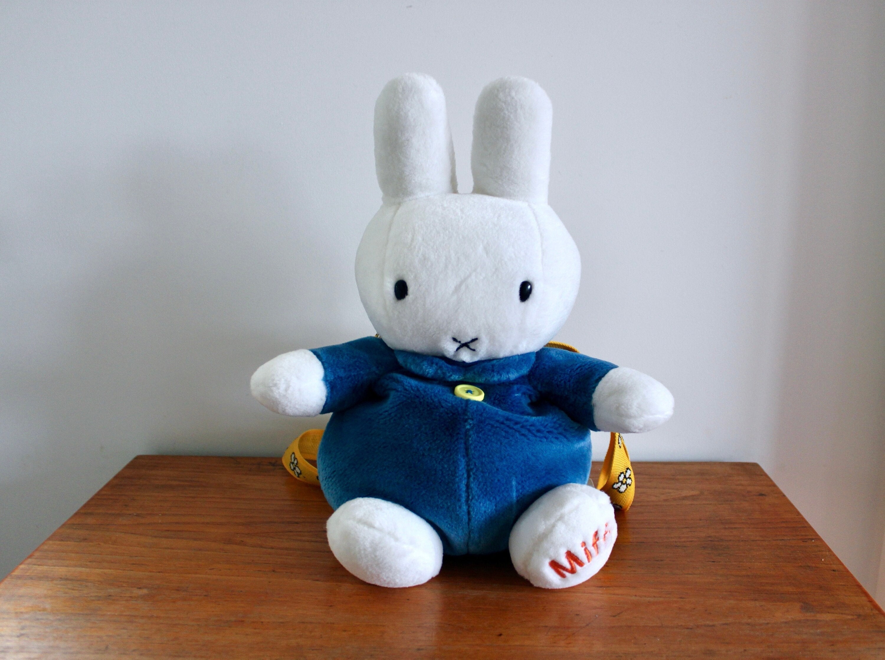 Miffy Plush Backpack By Golden Bear 1998 Dick Bruna Illustrations Nijntje Miffy Collector Retro Miffy. 90s Miffy Bag Miffy Soft Toy