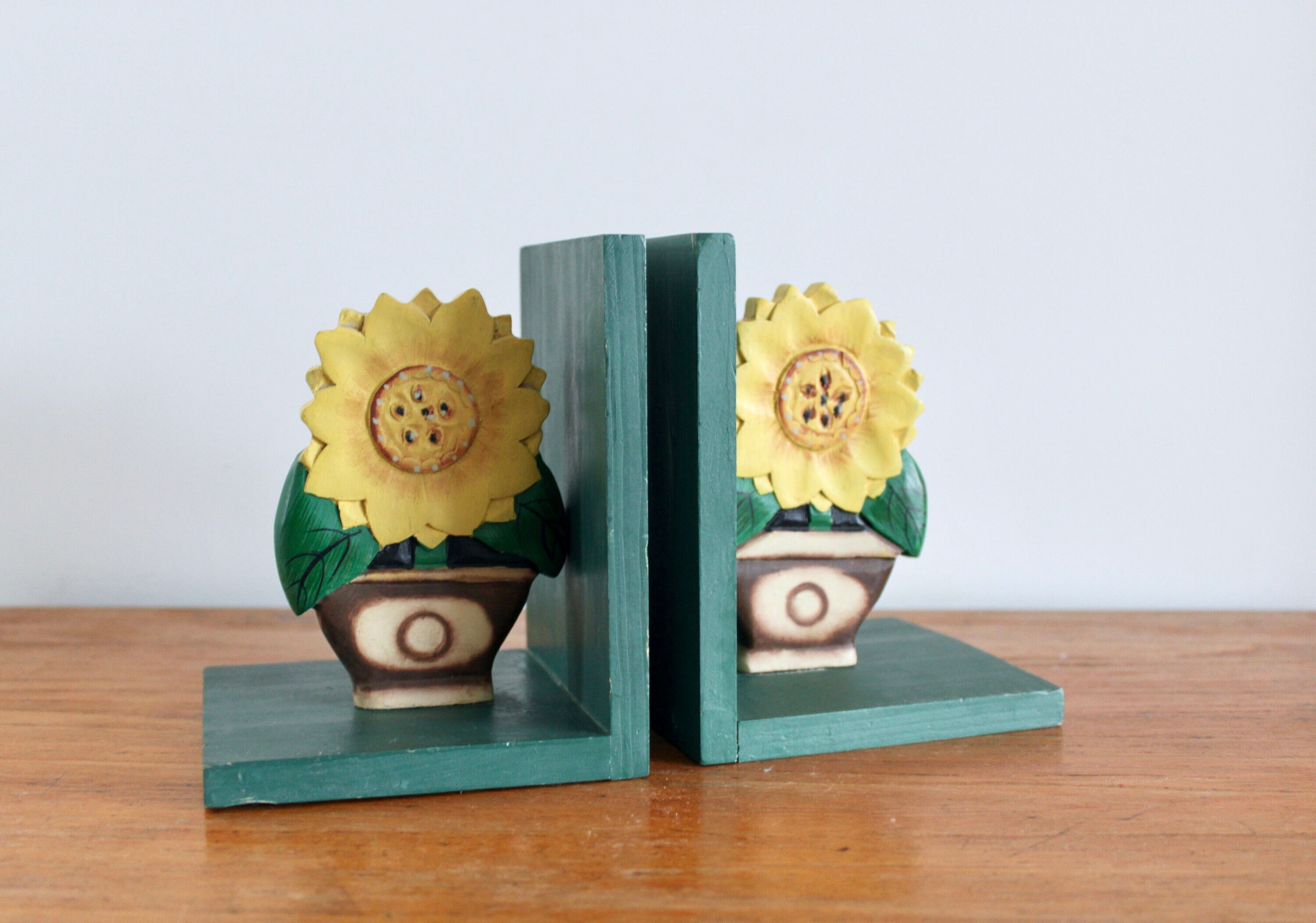 Retro Wooden Sunflower Bookends Handmade Wooden Bookends Etsy