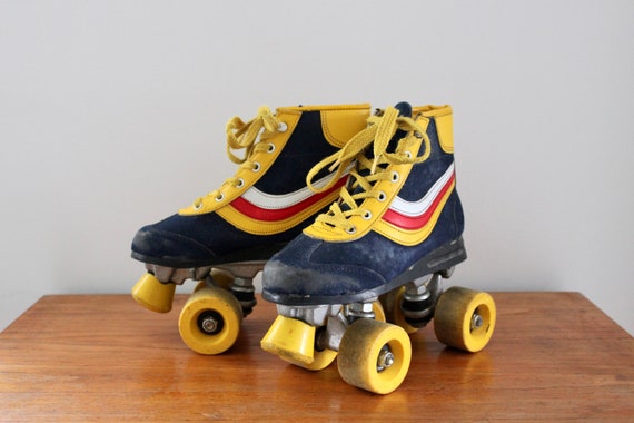 Retro 1970s Rainbow Disco Rollerskates | Vintage R