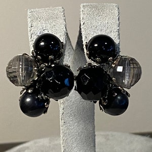 Vintage Signed Vogue Black Clip On Earrings