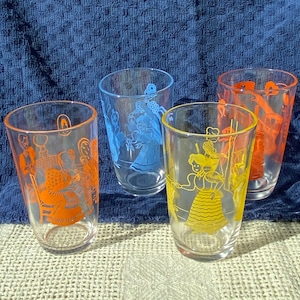 Set of 4 Vintage Swanky Swigs Juice Glasses
