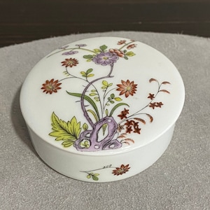 Vintage Limoges France Metropolitan Museum of Art Porcelain Trinket Box