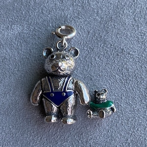 Sterling Silver Pendant/Charm with Momma Bear (has moveable parts) and Baby Bear