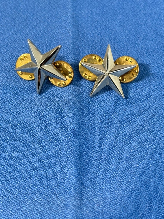 Vintage Polished 2 Silver Tone Collar Star Pins