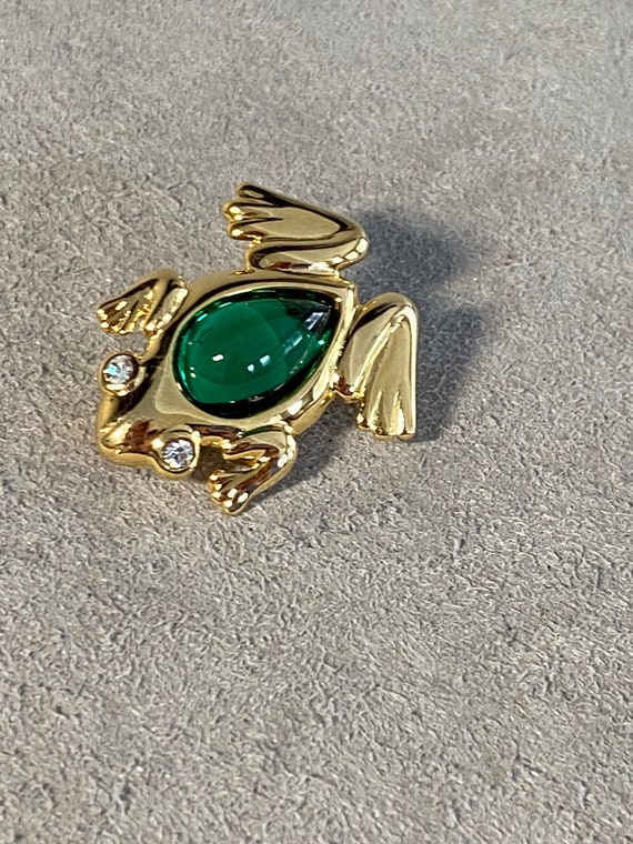 Vintage Signed Monet Frog Brooch - image 3