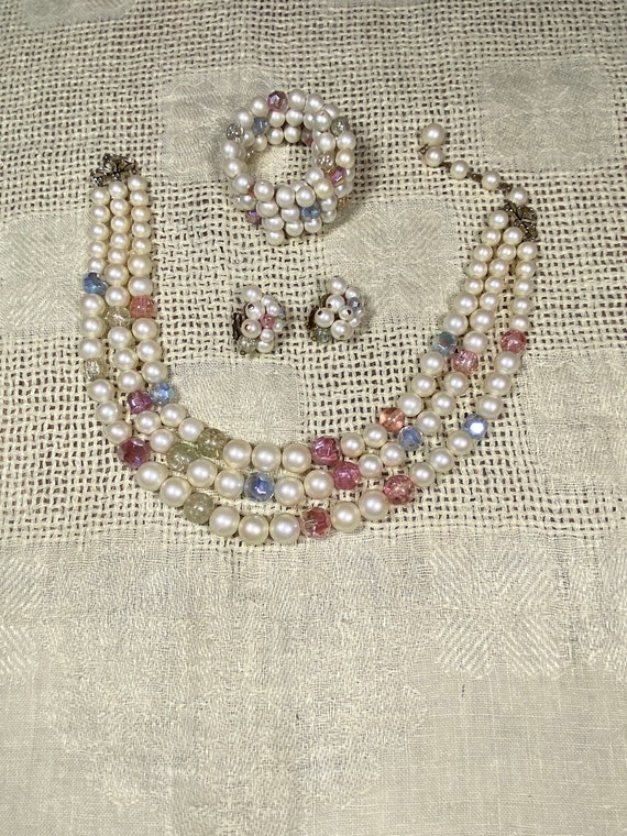 Vintage Richelieu 3 Strand Faux Pearl and Bead Ch… - image 8