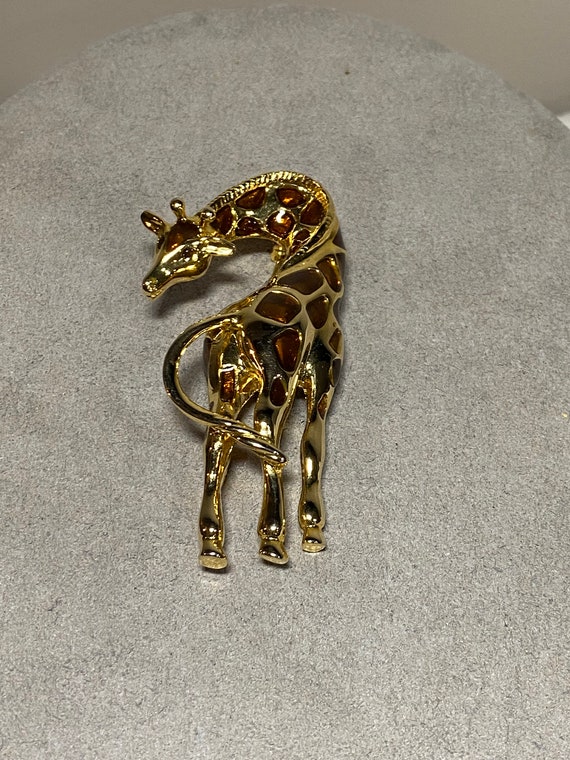 Vintage Giraffe Brooch - image 1