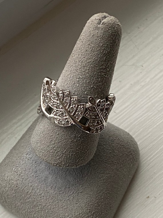 Vintage Sterling Silver and Rhinestone Leaf Ring - image 6