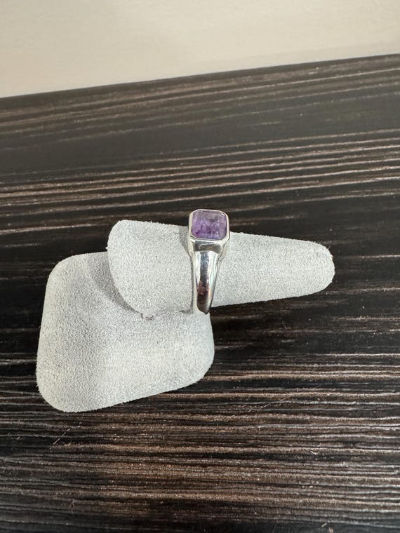Vintage Amethyst and Sterling Silver Ring by BONA - Approx. Size 8 US View 2
